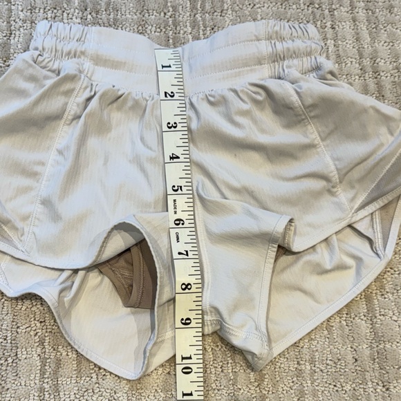 Lululemon Hotty Hot Shorts size 0 WITH BAG - Picture 9 of 16